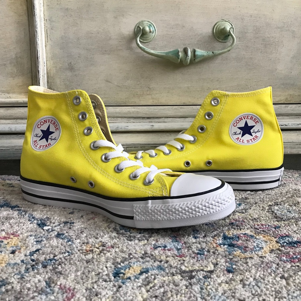 Fresh Yellow Hightop Converse